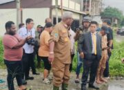 Anggota DPRK Mimika Soroti Banjir di Distrik Wania, Akibat Tumpuknya Sampah di Drainase