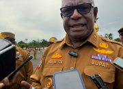 Bupati Mimika Lakukan Evaluasi Menyeluruh untuk Perpanjang Masa Jabatan Kepala Kampung