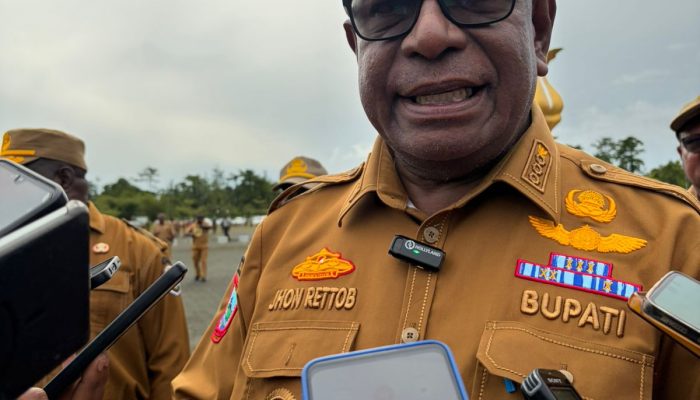 Bupati Mimika Lakukan Evaluasi Menyeluruh untuk Perpanjang Masa Jabatan Kepala Kampung