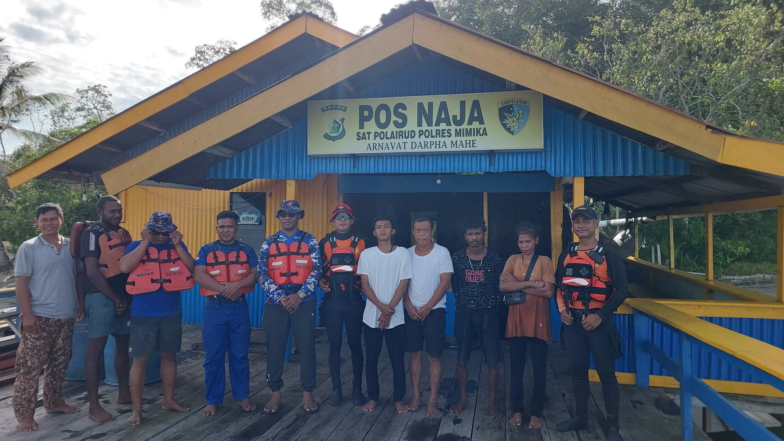 Dihantam Ombak, KM Jaya Baru Tenggelam di Muara Pomako