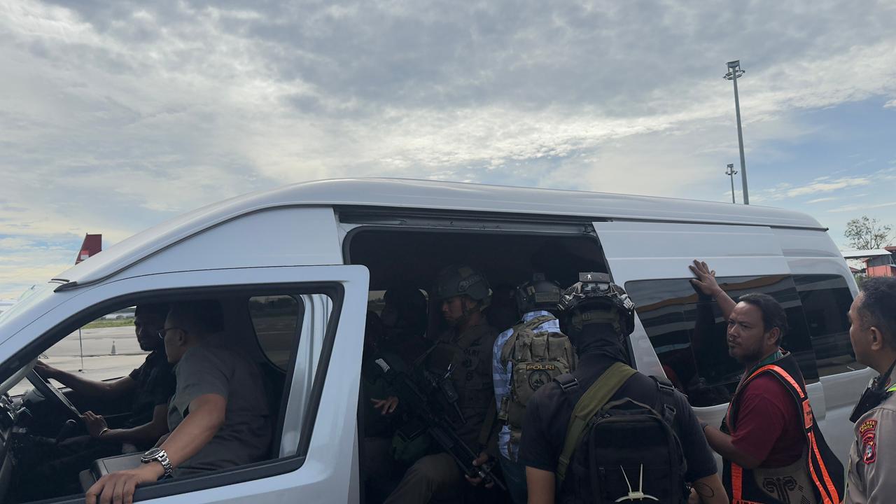 Satgas Damai Cartenz Amankan Pelaku Perampasan Senjata Api di Tembagapura