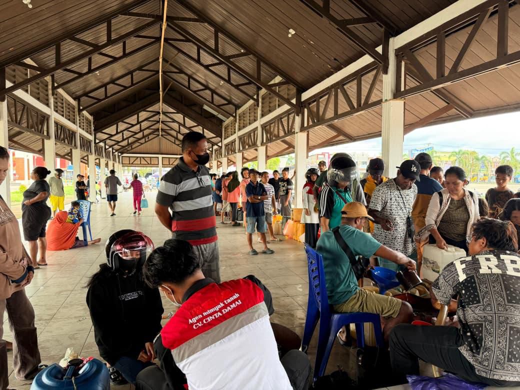 Penuhi Kebutuhan Masyarakat Jelang Idul Fitri, Pertamina Patra Niaga Lakukan Ekstra Dropping 1.3 Juta Liter Minyak Tanah di Wilayah Papua Maluku