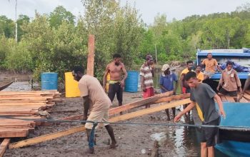 Material TMMD ke-128 Disalurkan ke Kampung Keakwa, Pembangunan Resmi Dimulai