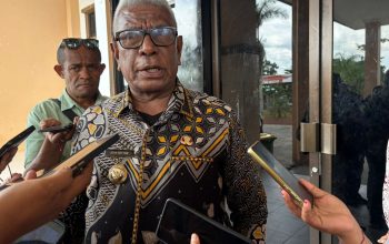 Bupati Mimika Tegaskan Komitmen Untuk Benahi Bidang Pendidikan