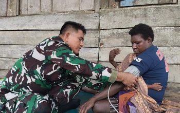 Senyum Bahagia Warga, Dapat Layanan Kesehatan dari Satgas TMMD Kodim 1710/Mimika