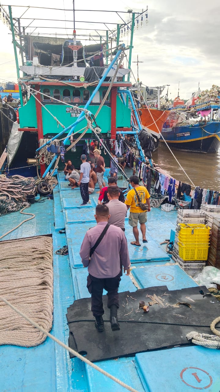 Mayat Yang Ditemukan Mengapung di Bawah Dermaga PPI Pomako Ternyata Seorang ABK