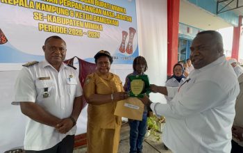Lanjutkan Kepemimpinan, 133 Kepala Kampung dan Bamuskam Periode 2025-2027 Resmi Terima Perpanjangan SK