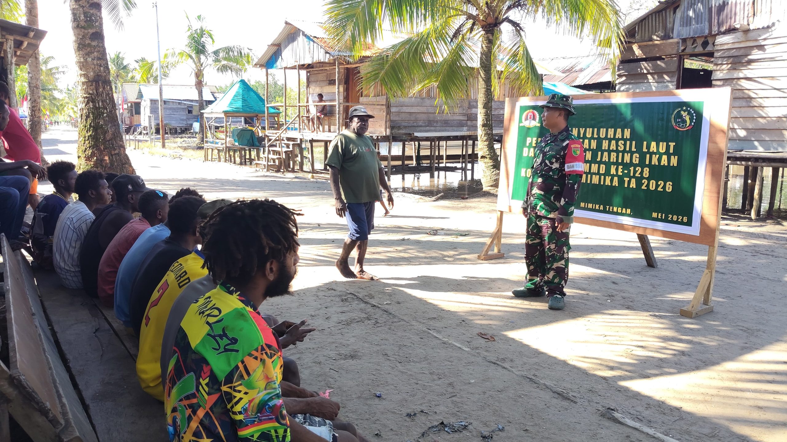 Satgas TMMD Ke-128 Kodim 1710/Mimika Gelar Penyuluhan Pemanfaatan Hasil Laut untuk Warga Kampung Keakwa