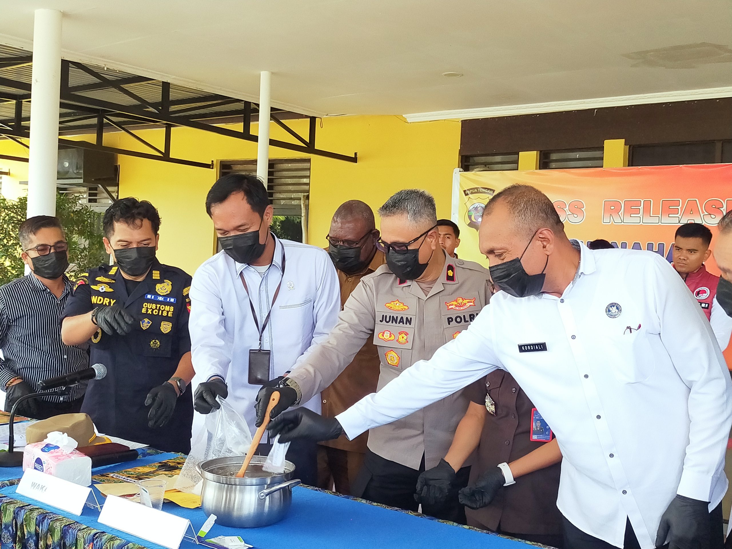 Polres Mimika Musnahkan Narkoba Bernilai Rp 1 Miliar Lebih