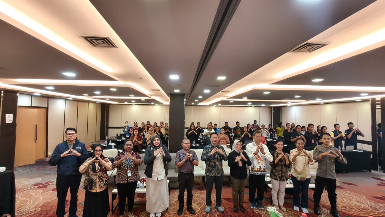 Dinkes Mimika Sosialisasikan Data Izin Praktik Untuk Optimalkan Aplikasi SISDMK
