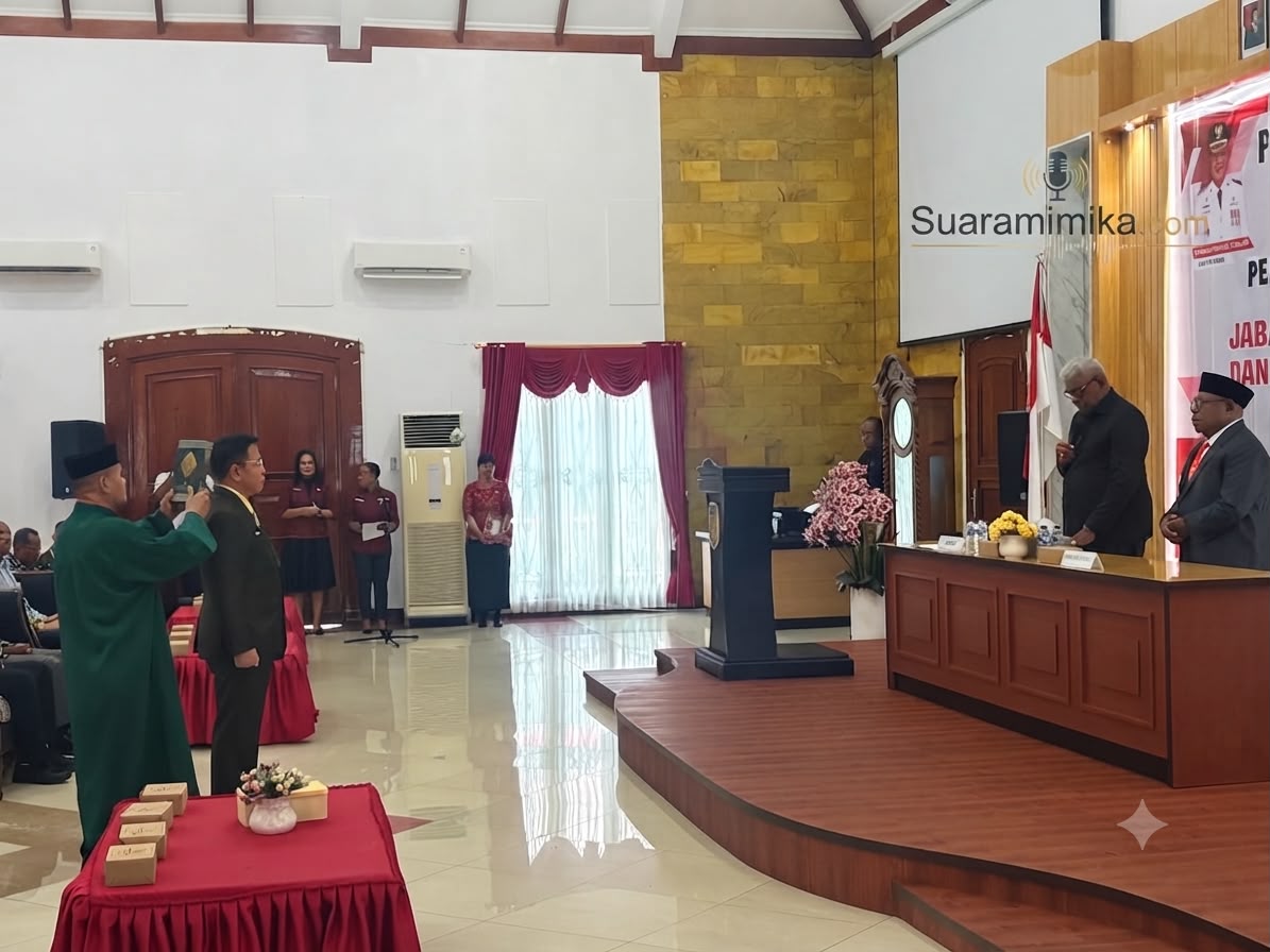 Bupati Mimika Lantik Dwi Cholifah Sebagai Kepala Inspektorat