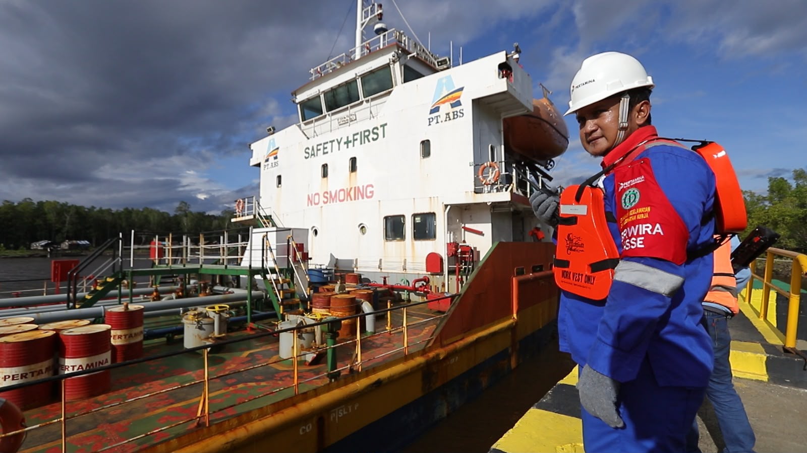 Pertamina Pastikan Pendistribusian BBM di Wilayah Papua Maluku Berjalan Normal
