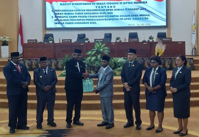 Delapan Fraksi DPRK Mimika Setujui LKPJ Bupati Tahun 2025 Dengan Sejumlah Catatan