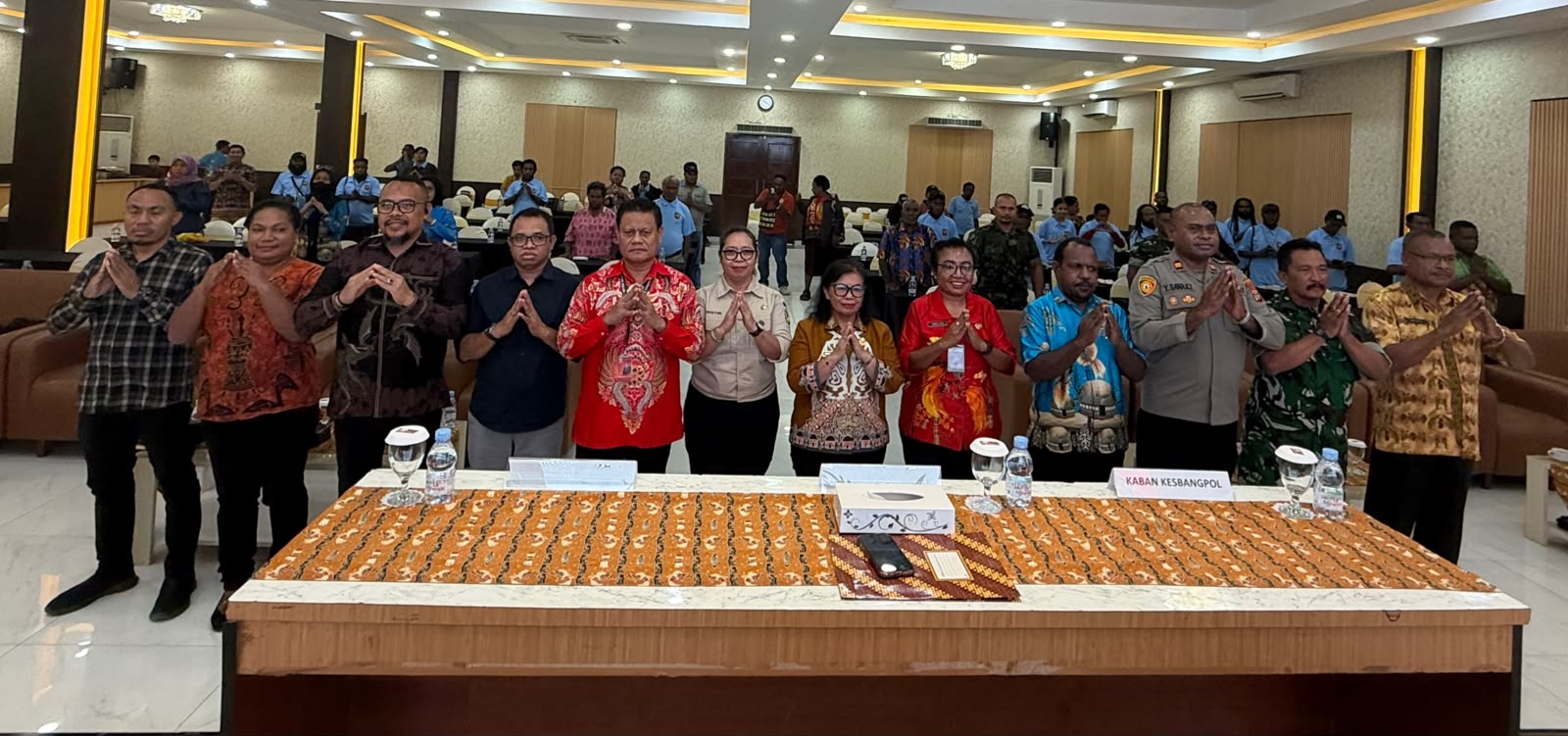 Dorong Kesadaran Politik Akar Rumput, Bakesbangpol Mimika Libatkan Peran Masyarakat Kwamki Narama