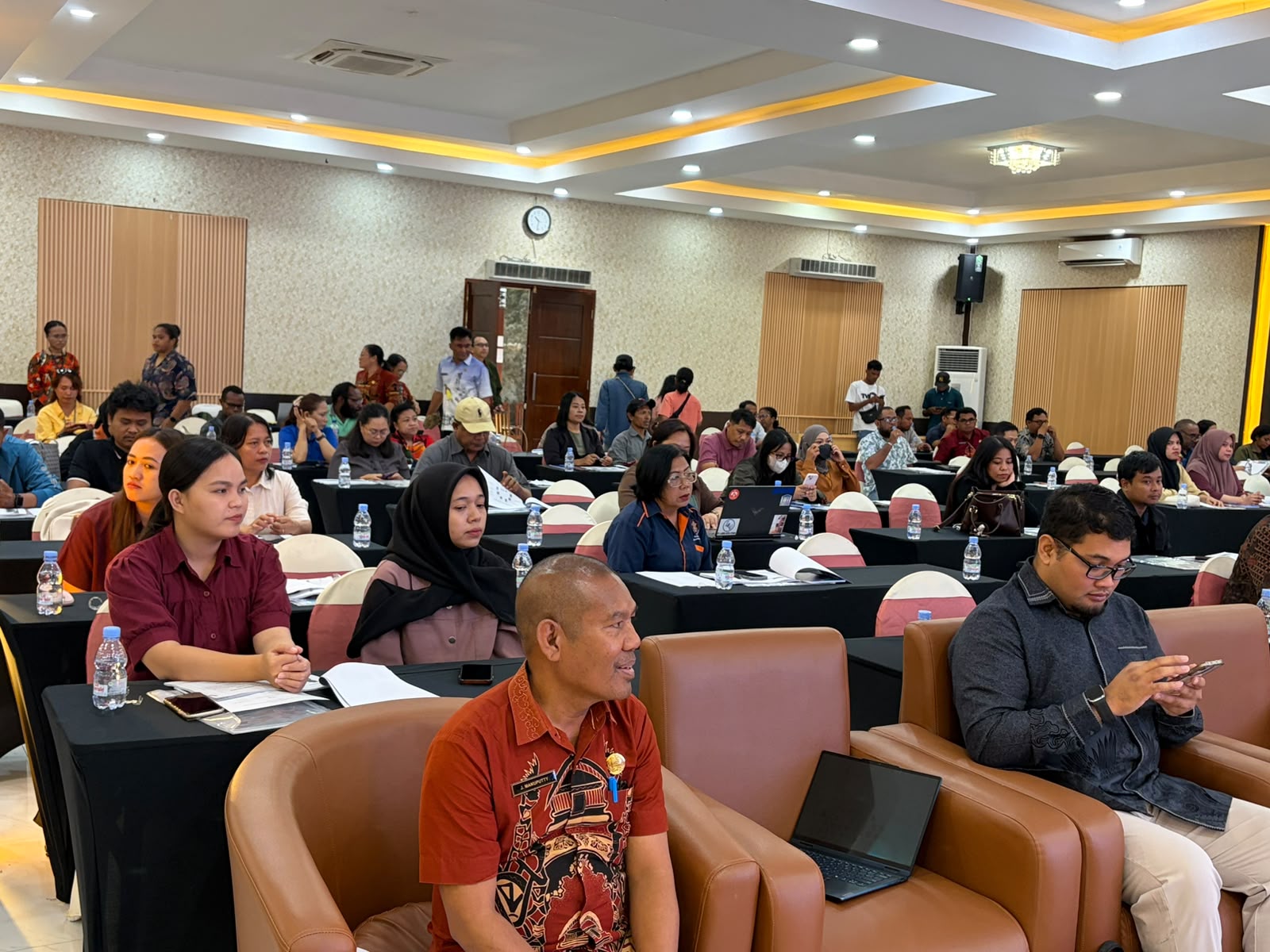 DPMPTSP Mimika Bimtek Implementasi Perizinan Berusaha