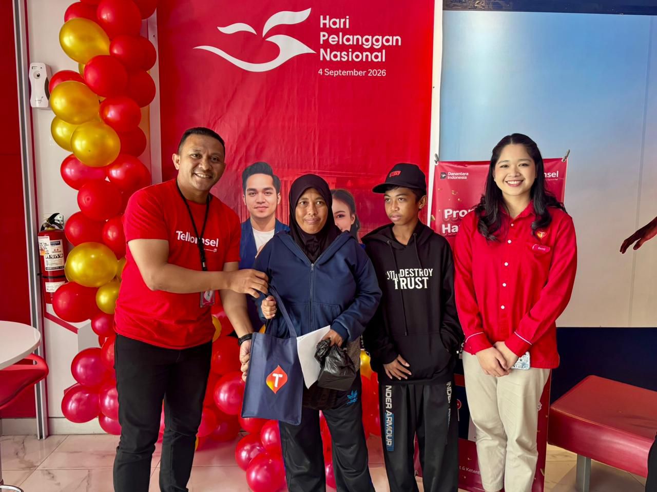 Telkomsel Rayakan Hari Pelanggan Nasional 2026 Bersama Pelanggan di Regional Maluku dan Papua