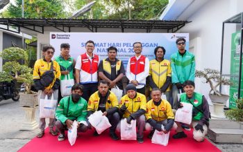 Lebih Dekat di Hari Pelanggan Nasional, Pertamina Patra Niaga Bagikan Semangat Senyum Pelanggan di Timur Indonesia