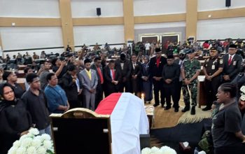 Almarhum Karel Gwijangge Adalah Sosok Pejuang yang Mengabdi Tanpa Pamrih
