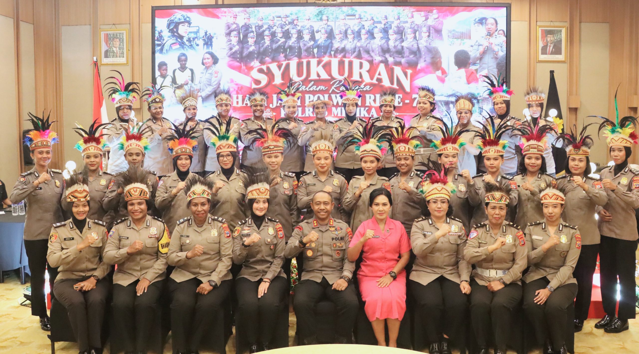 Polres Mimika Gelar Syukuran Hari Jadi Polwan ke-78
