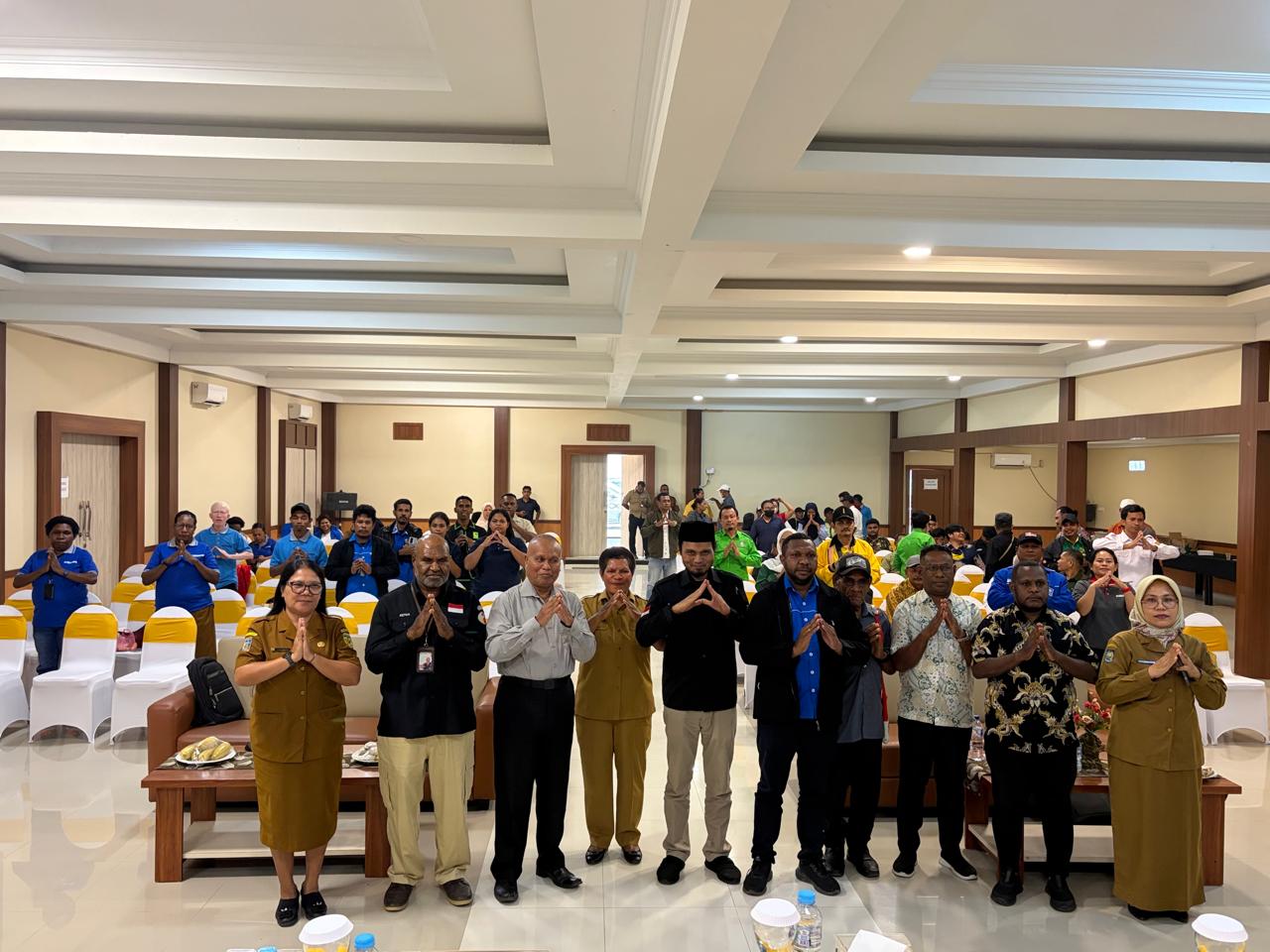 Kesbangpol Mimika Dorong Kolaborasi Lintassektoral dan Edukasi Pemilih Pemula Lewat FGD Bina Politik