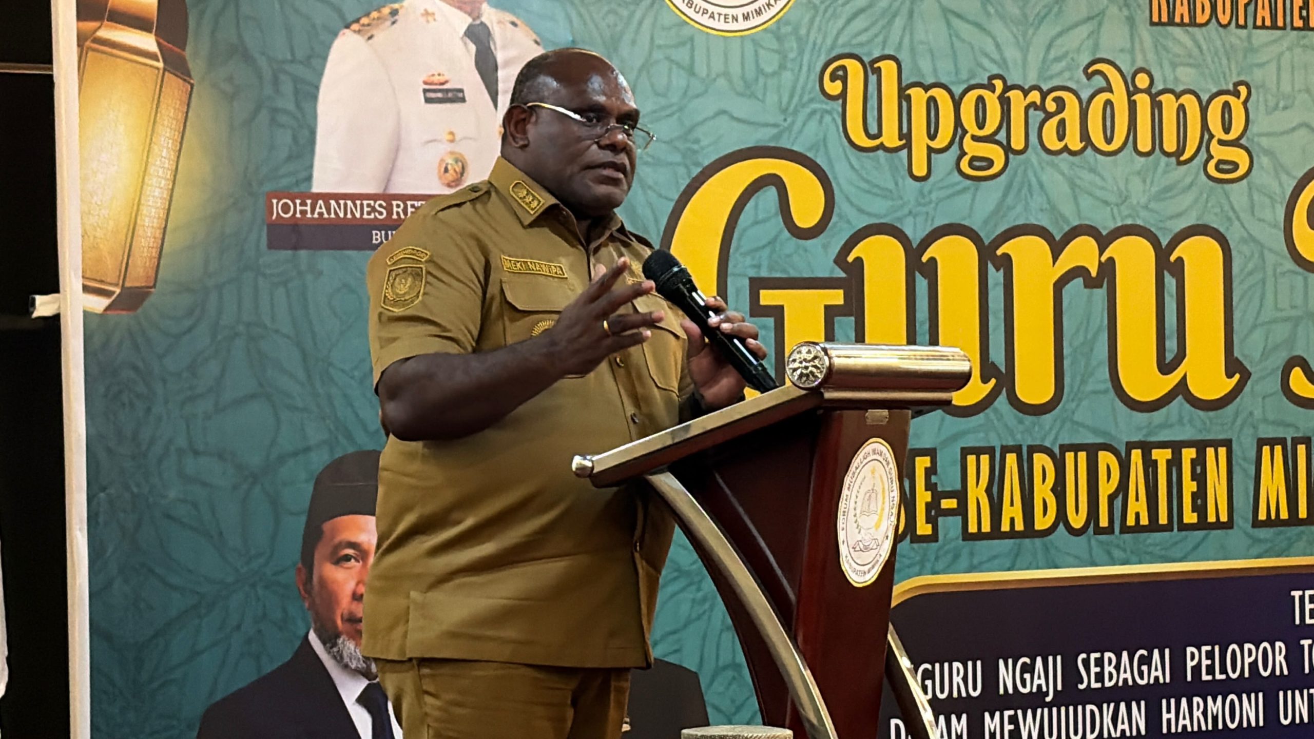 Gubernur Nawipa Dorong Toleransi dan Perlindungan Jaminan Sosial bagi Guru Ngaji di Timika