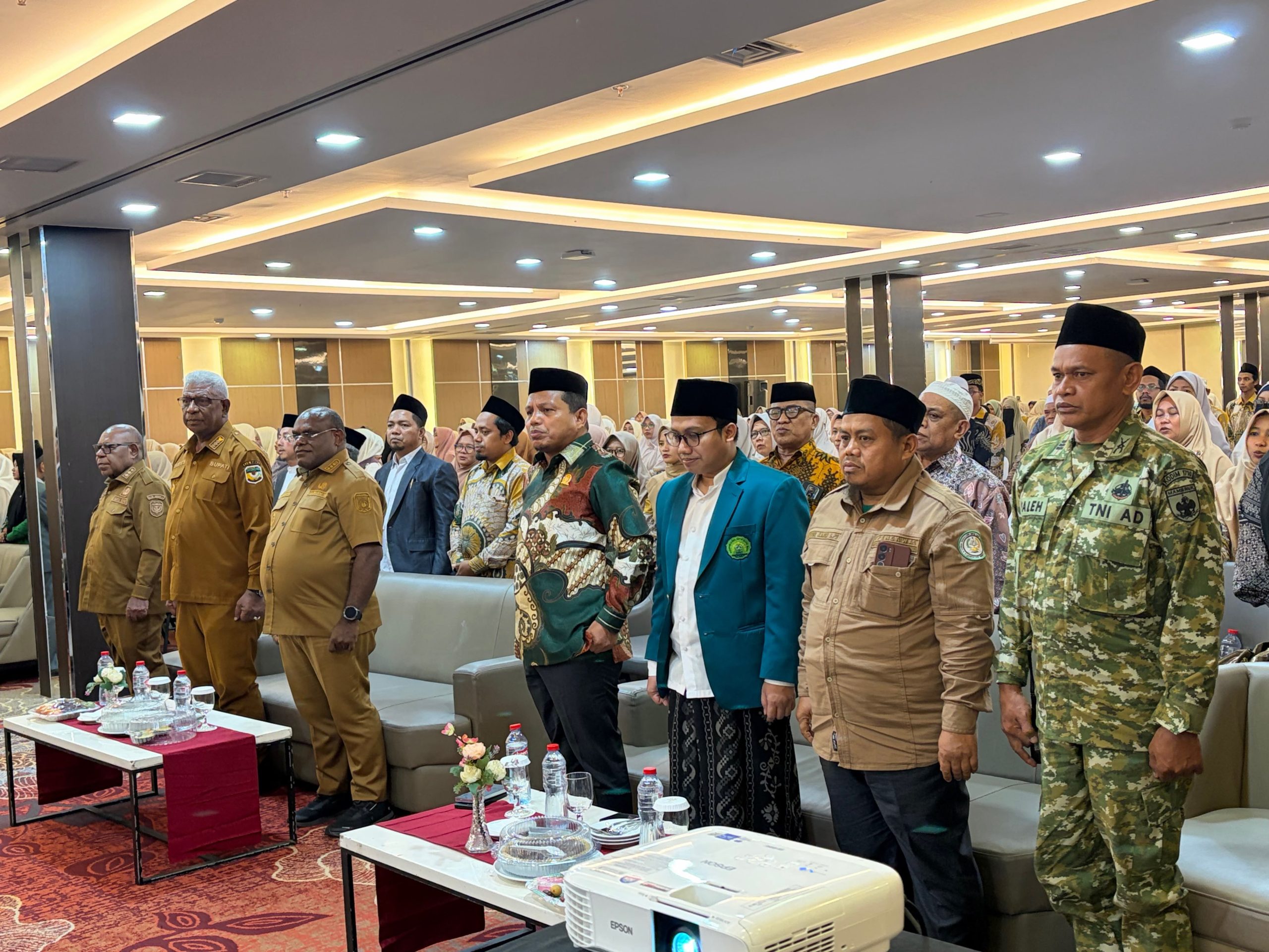 Wabup Kemong Dorong Guru Ngaji Jadi Pelopor Toleransi dan Perkuat Harmoni di Mimika